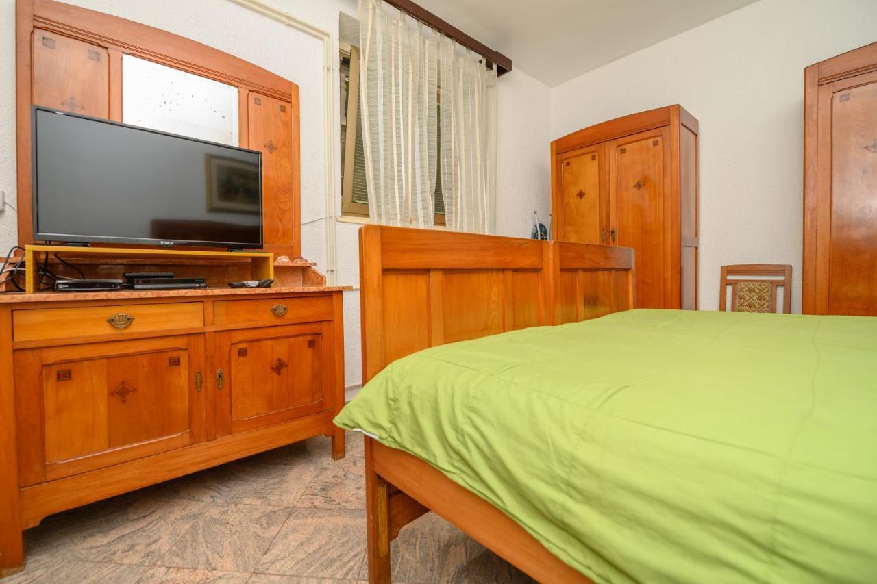 Apartmani Loreta マリ・ロシニュ エクステリア 写真