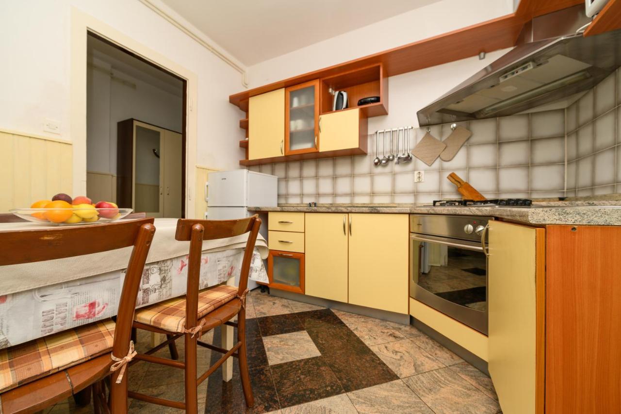 Apartmani Loreta マリ・ロシニュ エクステリア 写真
