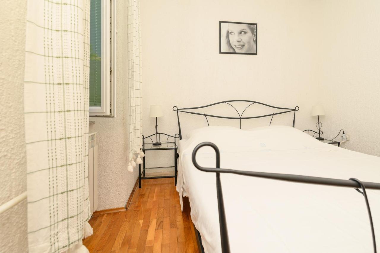 Apartmani Loreta マリ・ロシニュ エクステリア 写真